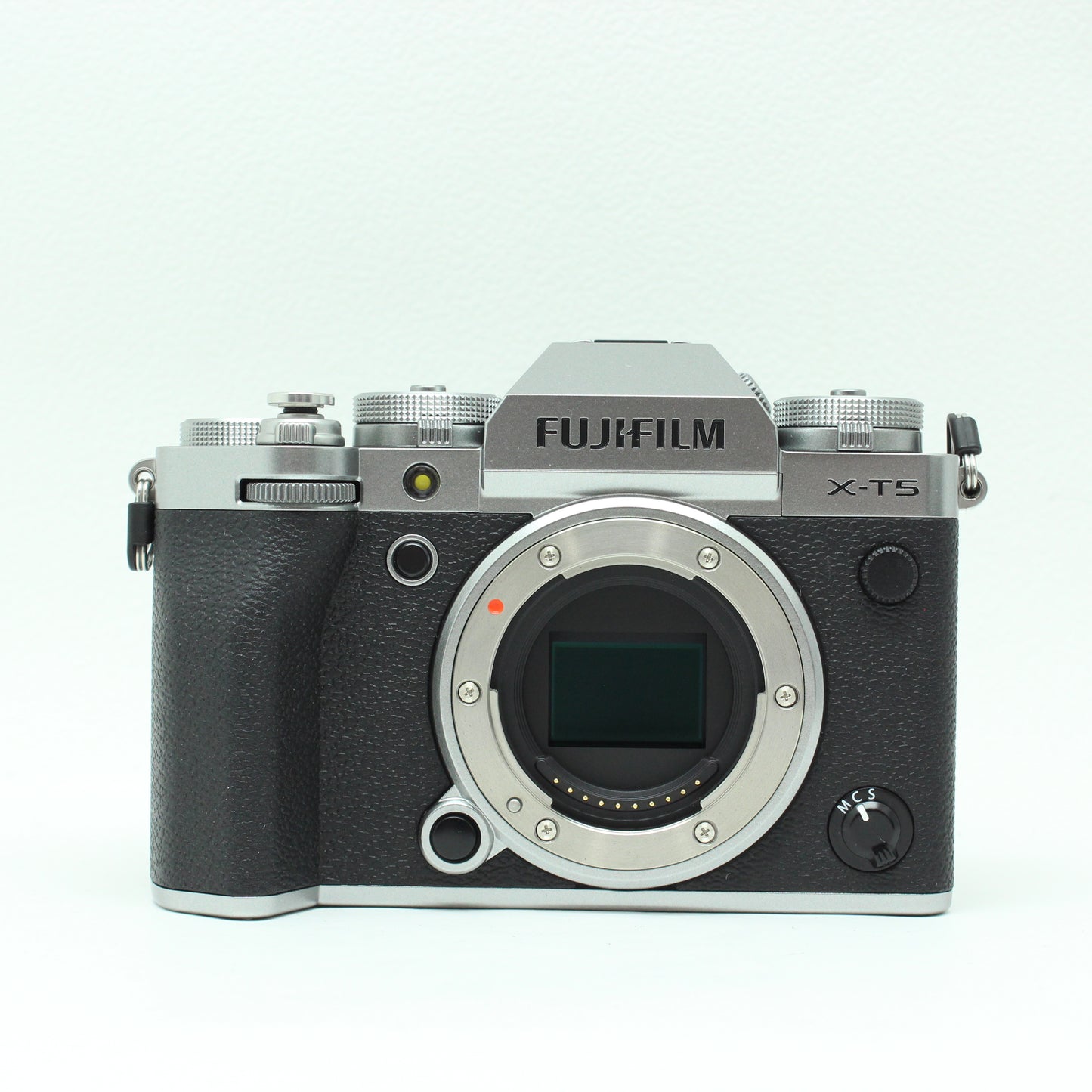 中古 FUJIFILM X-T5 シルバー【6月20日(土) YouTube生配信でご紹介】