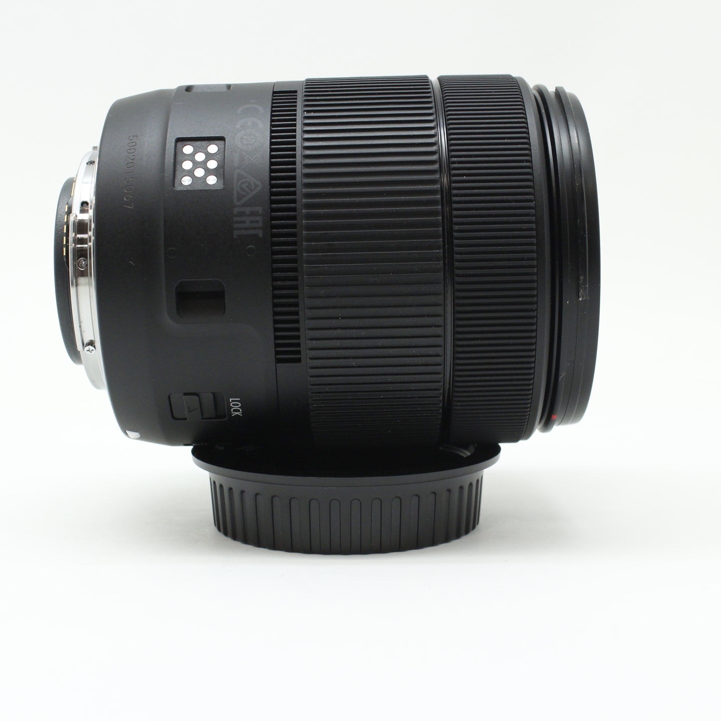 中古 Canon EF-S 18-135mm F3.5-5.6 IS USM