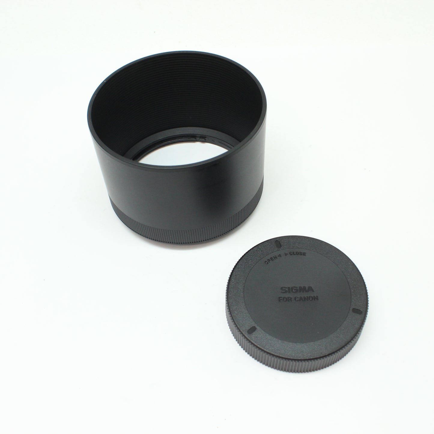 中古 SIGMA 70mm F2.8 DG MACRO(Canon用)