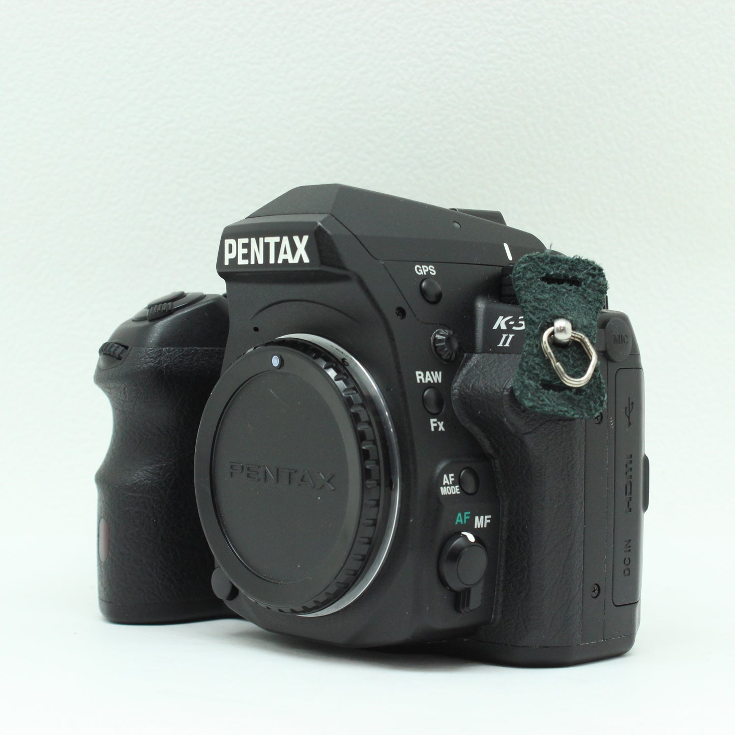 中古 PENTAX K-3 IIグリップ付き【7月4日(土)YouTube生配信でご紹介】