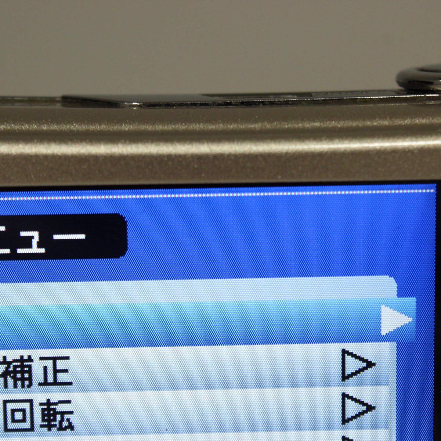 中古 FUJIFILM FinePix F200EXR