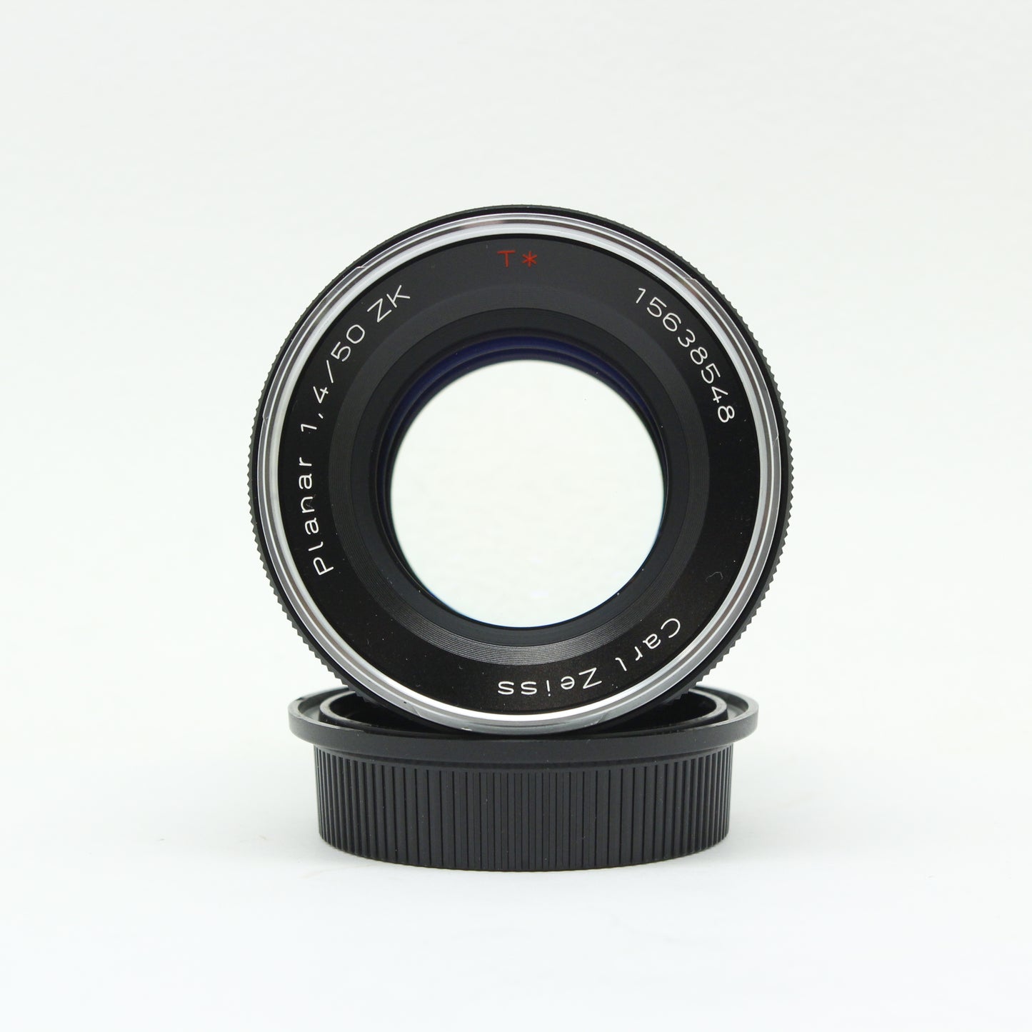 中古 Carl Zeiss Planar T* 50mm F1.4 ZK【7/11(土)youtube生配信でご紹介】