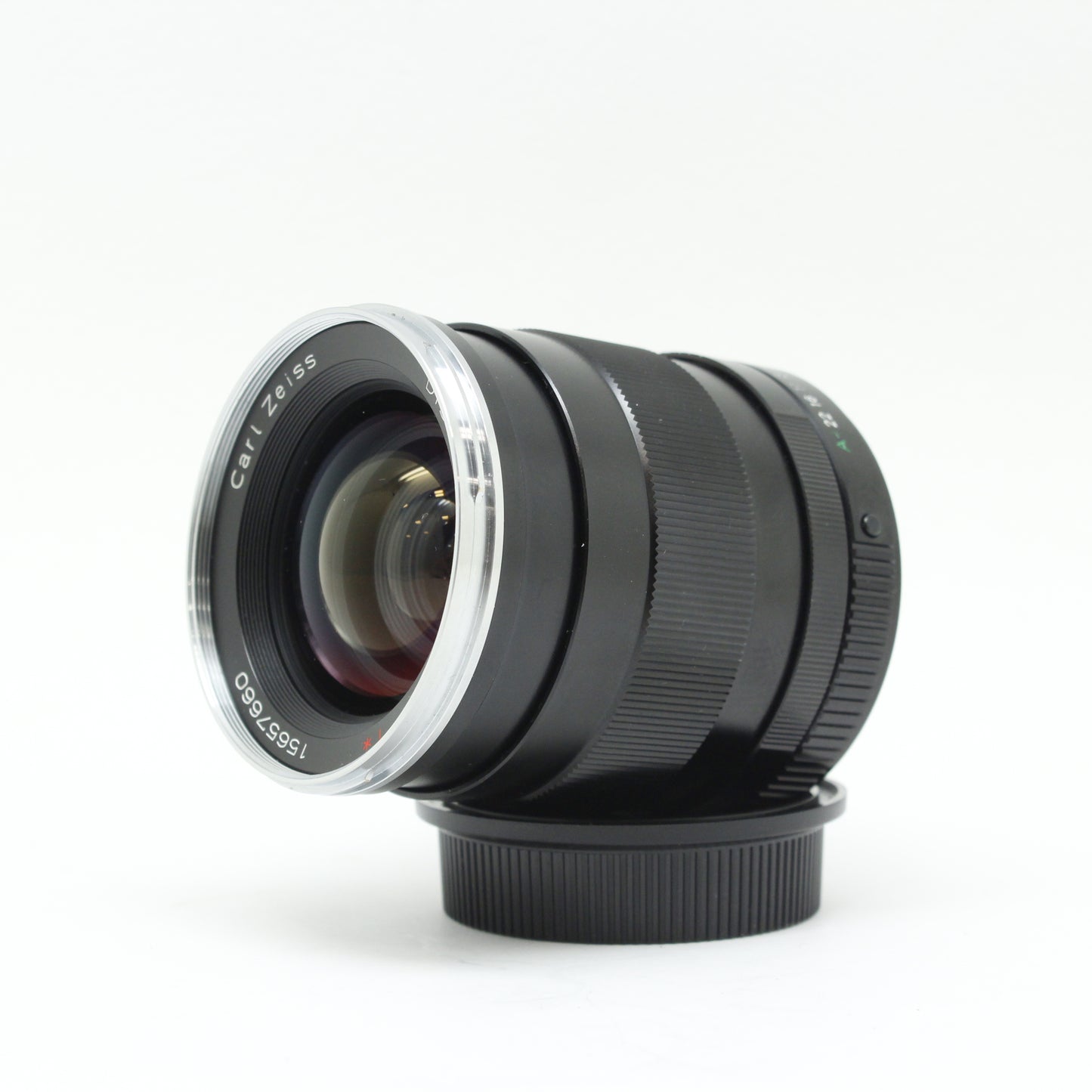 中古  Carl Zeiss Distagon T* 35mm F2 ZK【7/11(土)youtube生配信でご紹介】