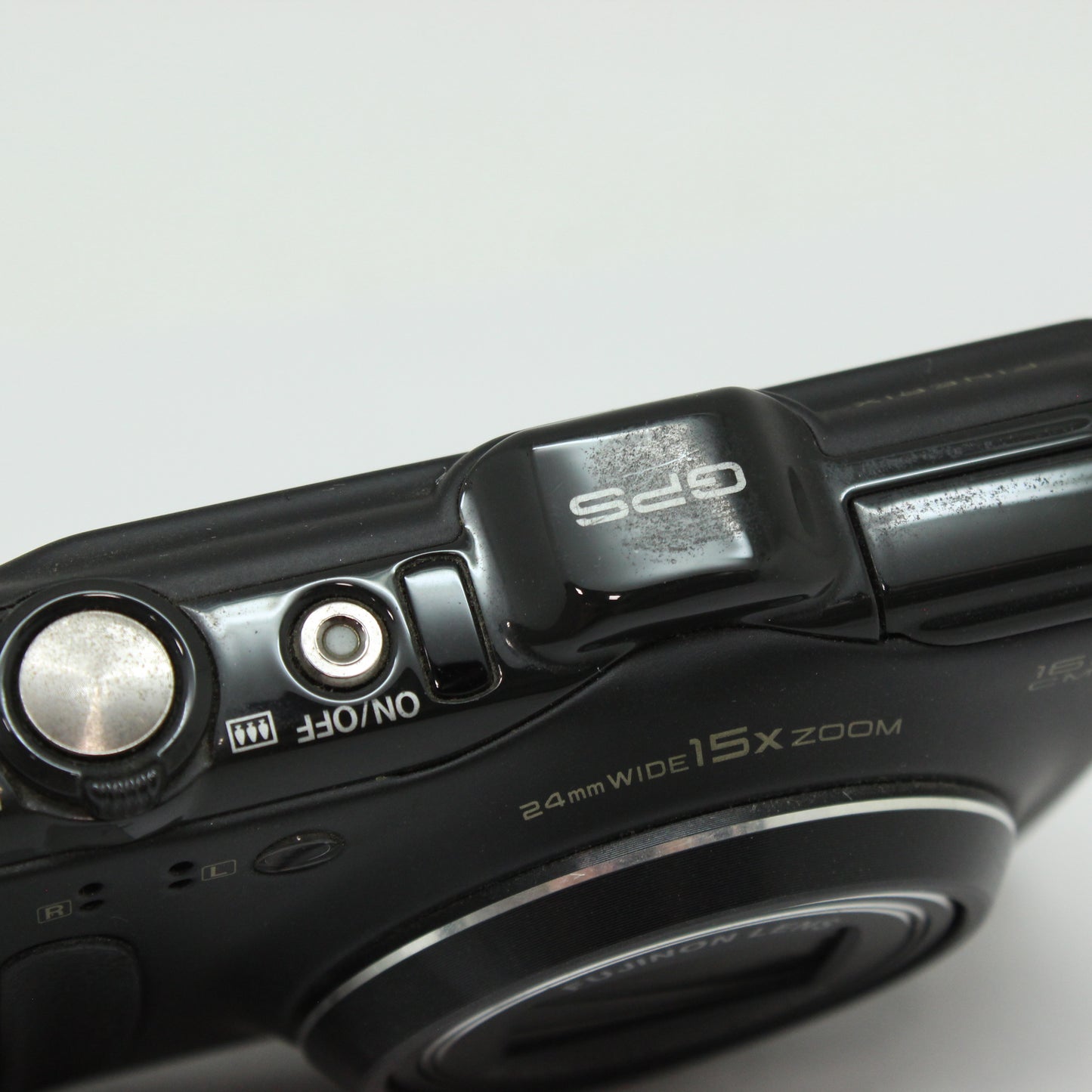 中古 FUJIFILM FINEPIX F600 EXR ブラック