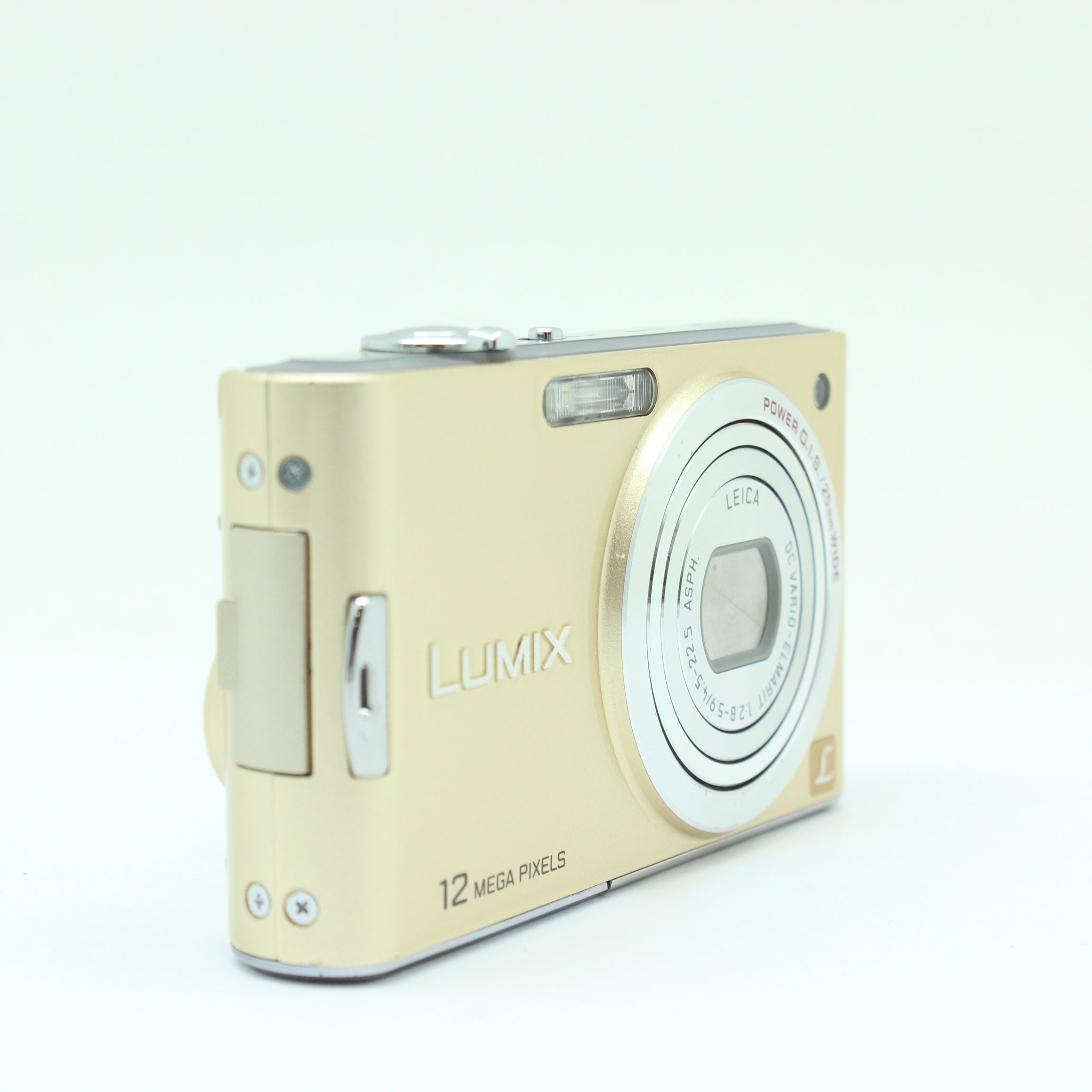���� Panasonic DMC-FX66 �S�[���h