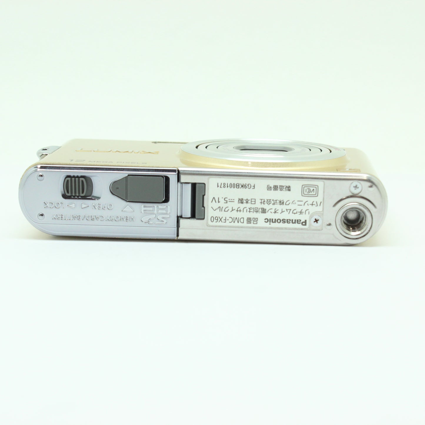 中古 Panasonic DMC-FX66 ゴールド