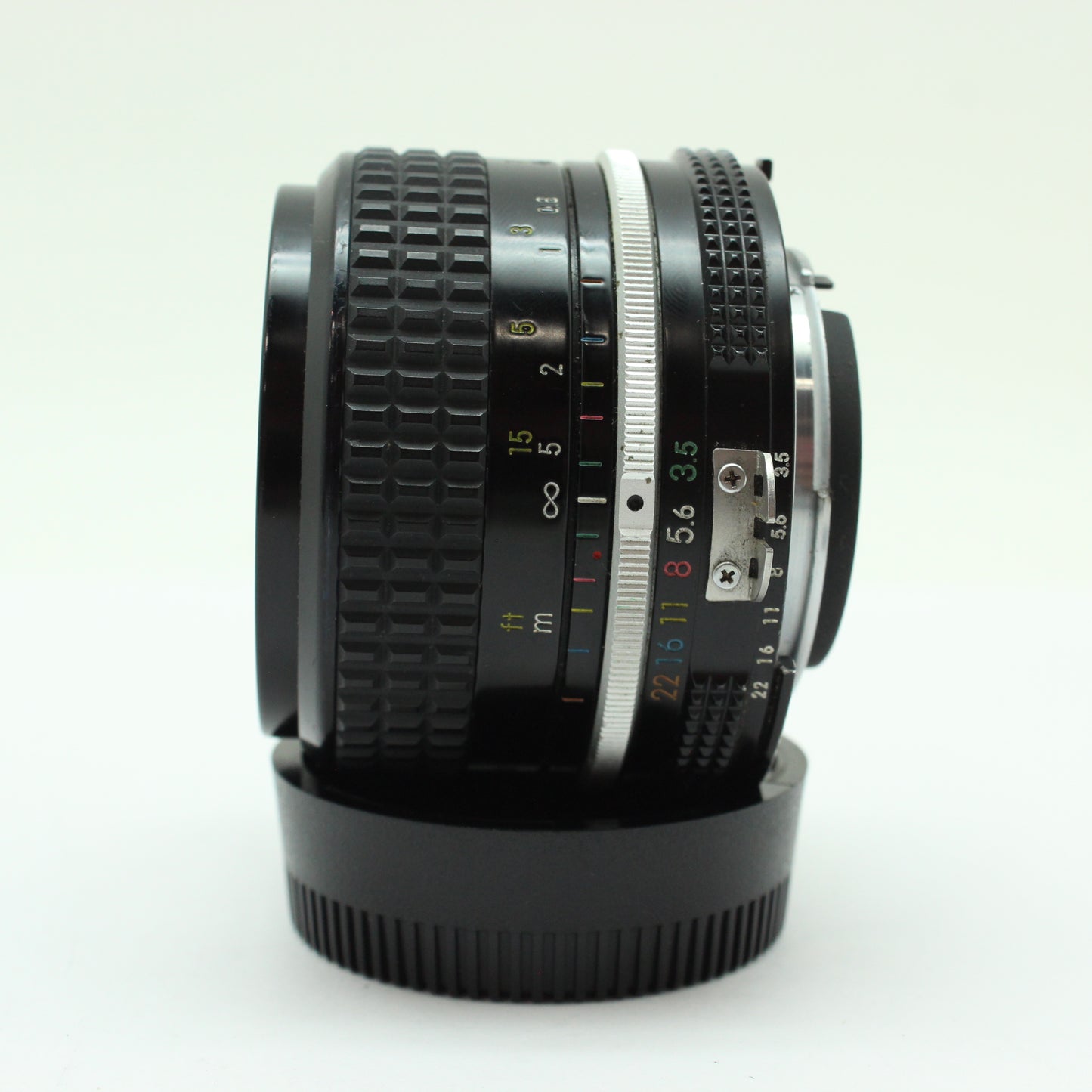 中古 Nikon NIKKOR Ai 28mm F3.5
