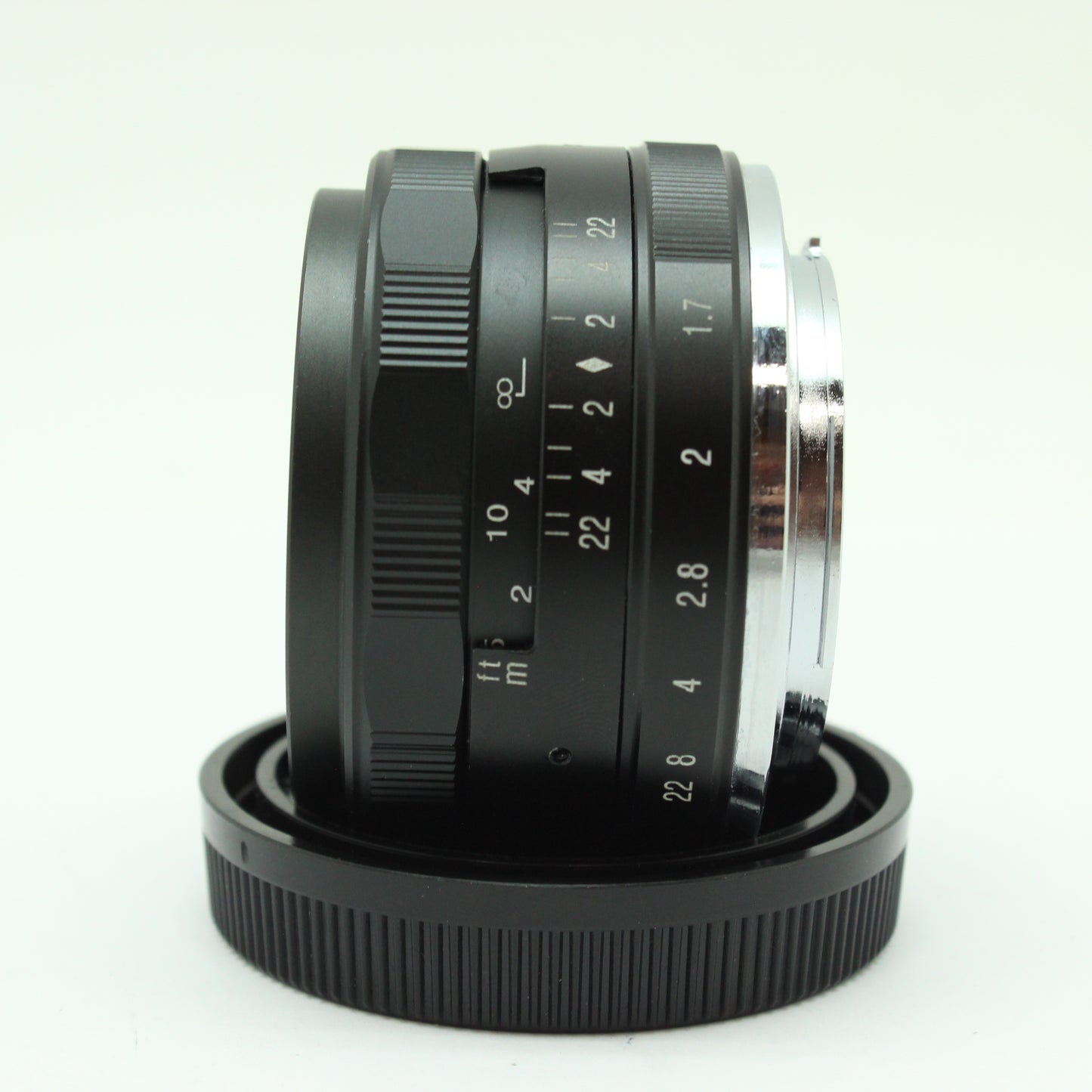 中古 NEEWER 35mm F1.7(CanonM用)