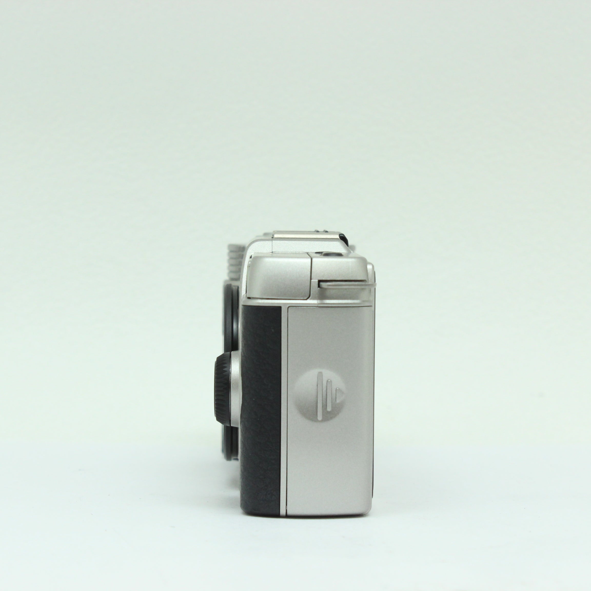 ���� PENTAX Q7 W�Y�[���L�b�g �V���o�[