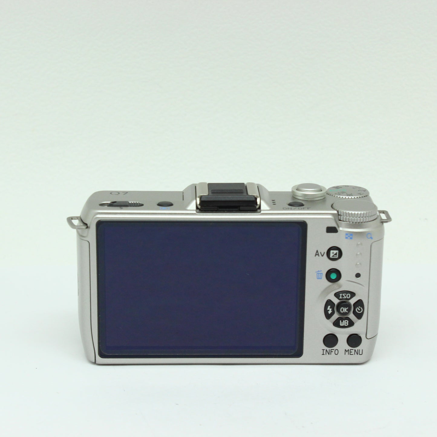 中古 PENTAX Q7 Wズームキット シルバー