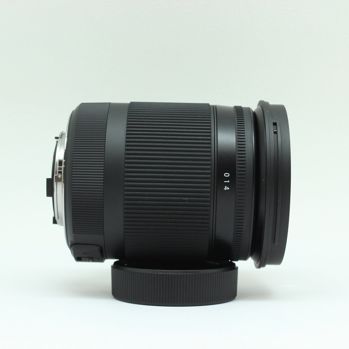 中古 SIGMA 18-300mm F3.5-6.3 DC OS HSM