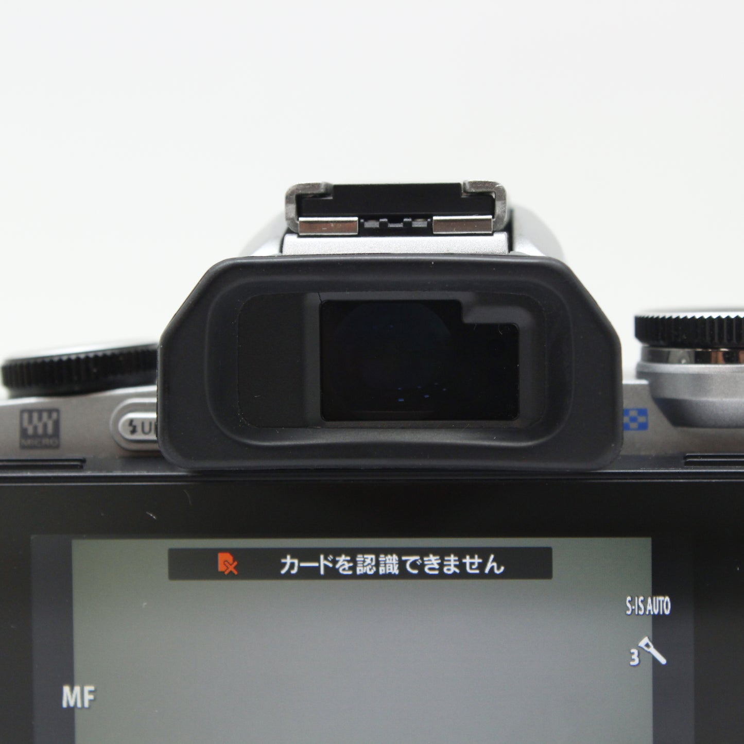 中古 OLYMPUS OM-D E-M10