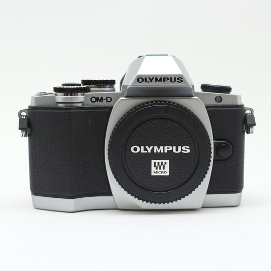 中古 OLYMPUS OM-D E-M10