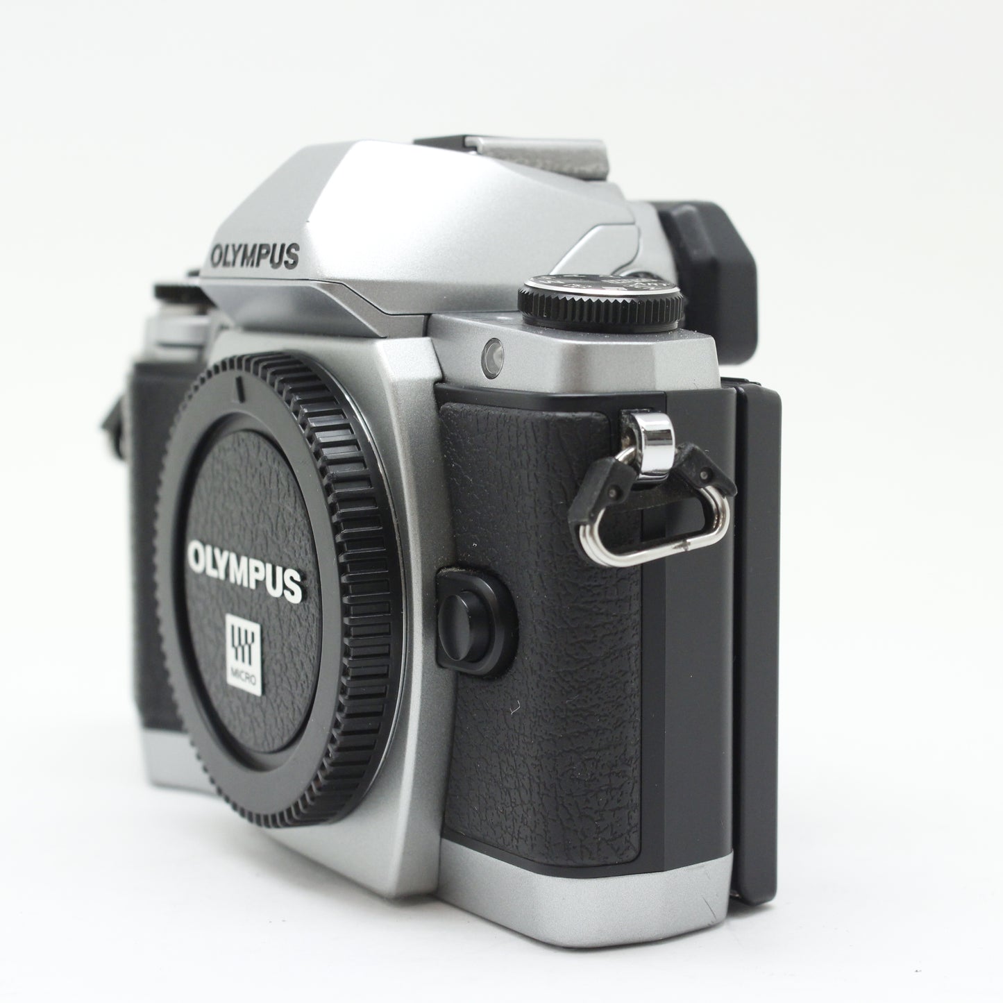 中古 OLYMPUS OM-D E-M10