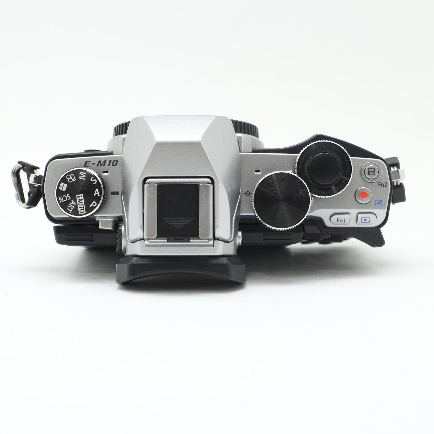 中古 OLYMPUS OM-D E-M10
