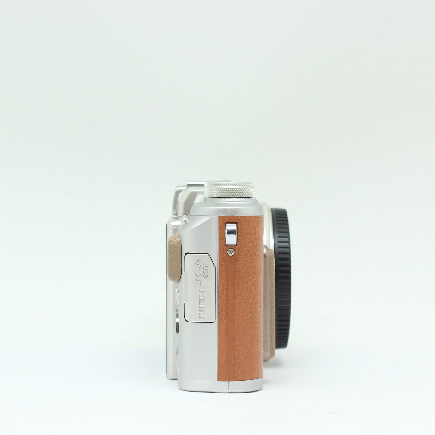 中古 OLYMPUS PEN E-PL8 ダブルズームキット