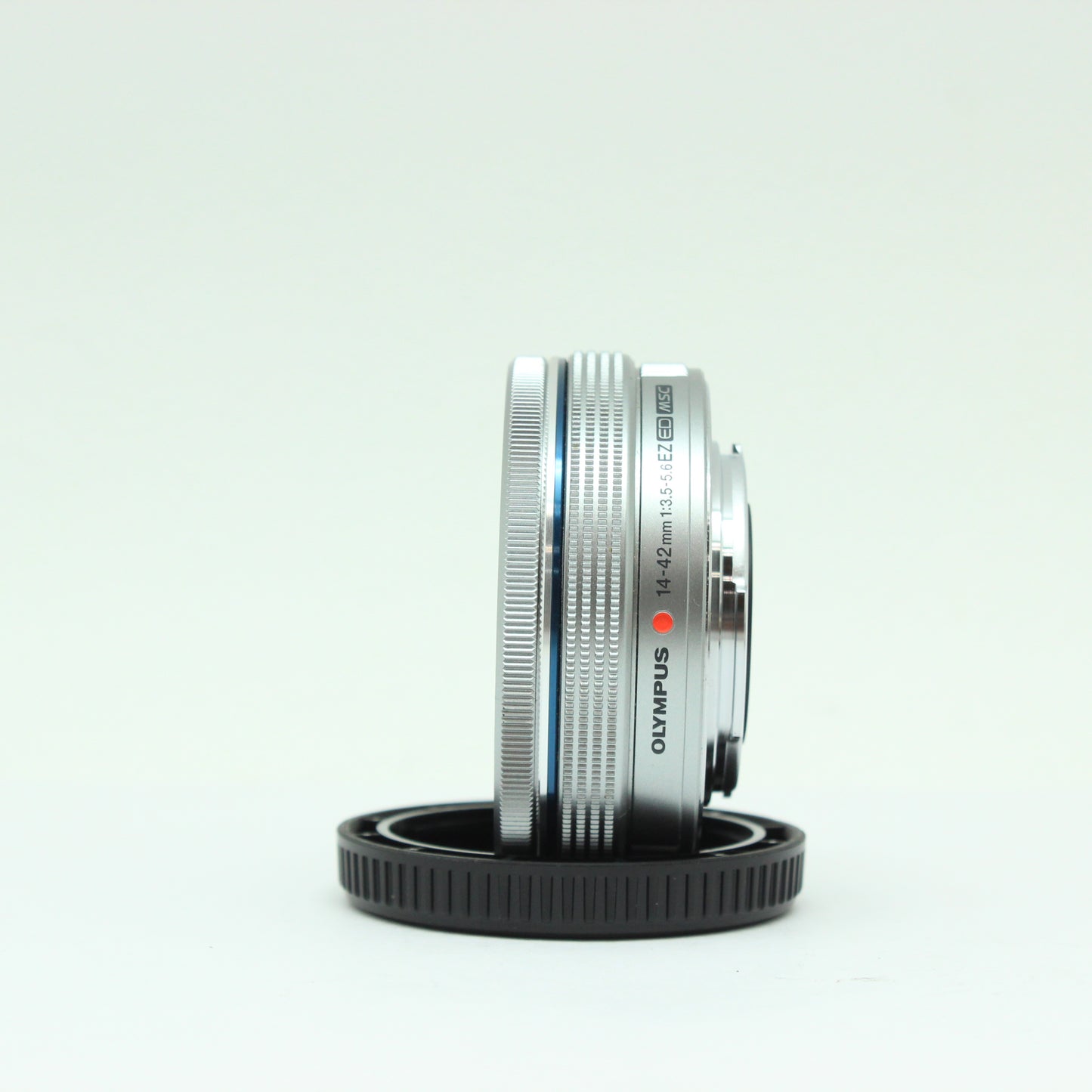 中古 OLYMPUS PEN E-PL8 ダブルズームキット