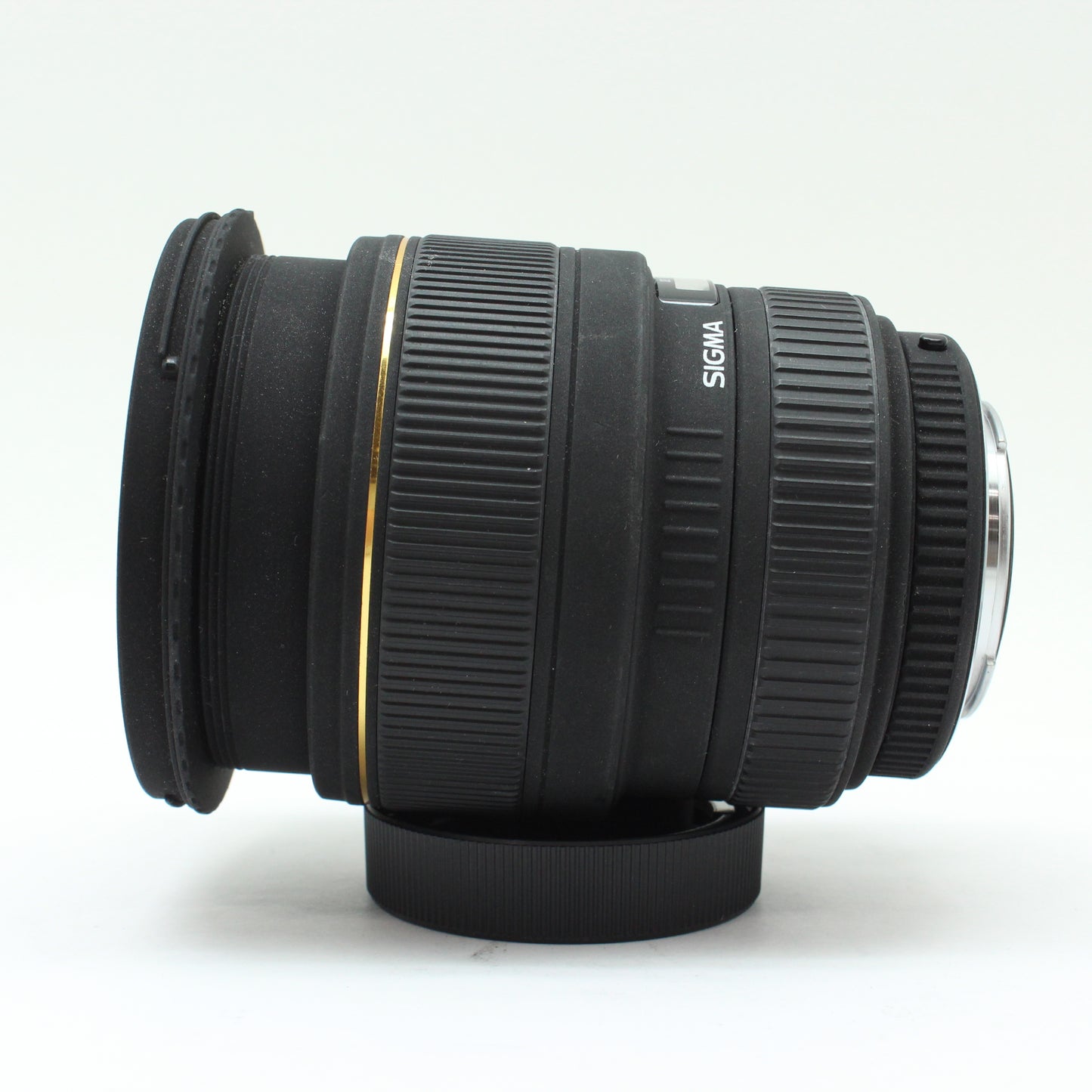 中古 SIGMA 24-70mm F2.8 EX DG