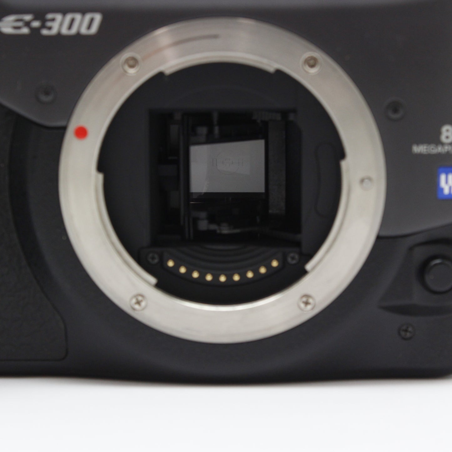中古 OLYMPUS E-300/ ZUIKO 14-45mm 3.5-5.6 セット