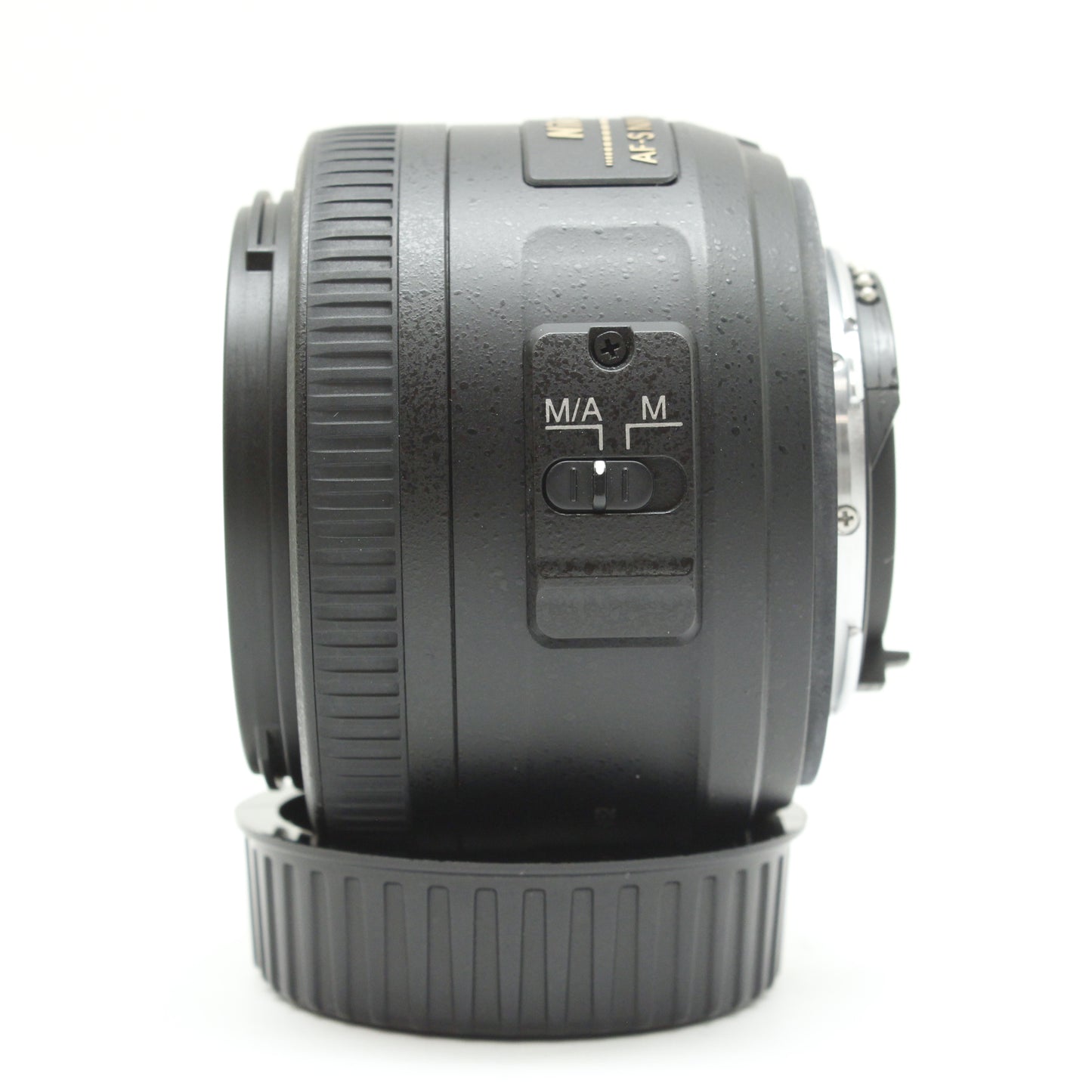 中古 Nikon AF-S DX 35mm F1.8 G【8月15日(土)Youtube生配信で紹介】