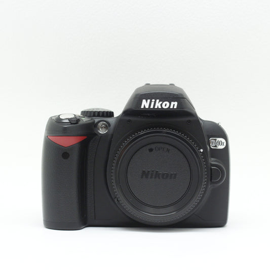 中古 Nikon D40X