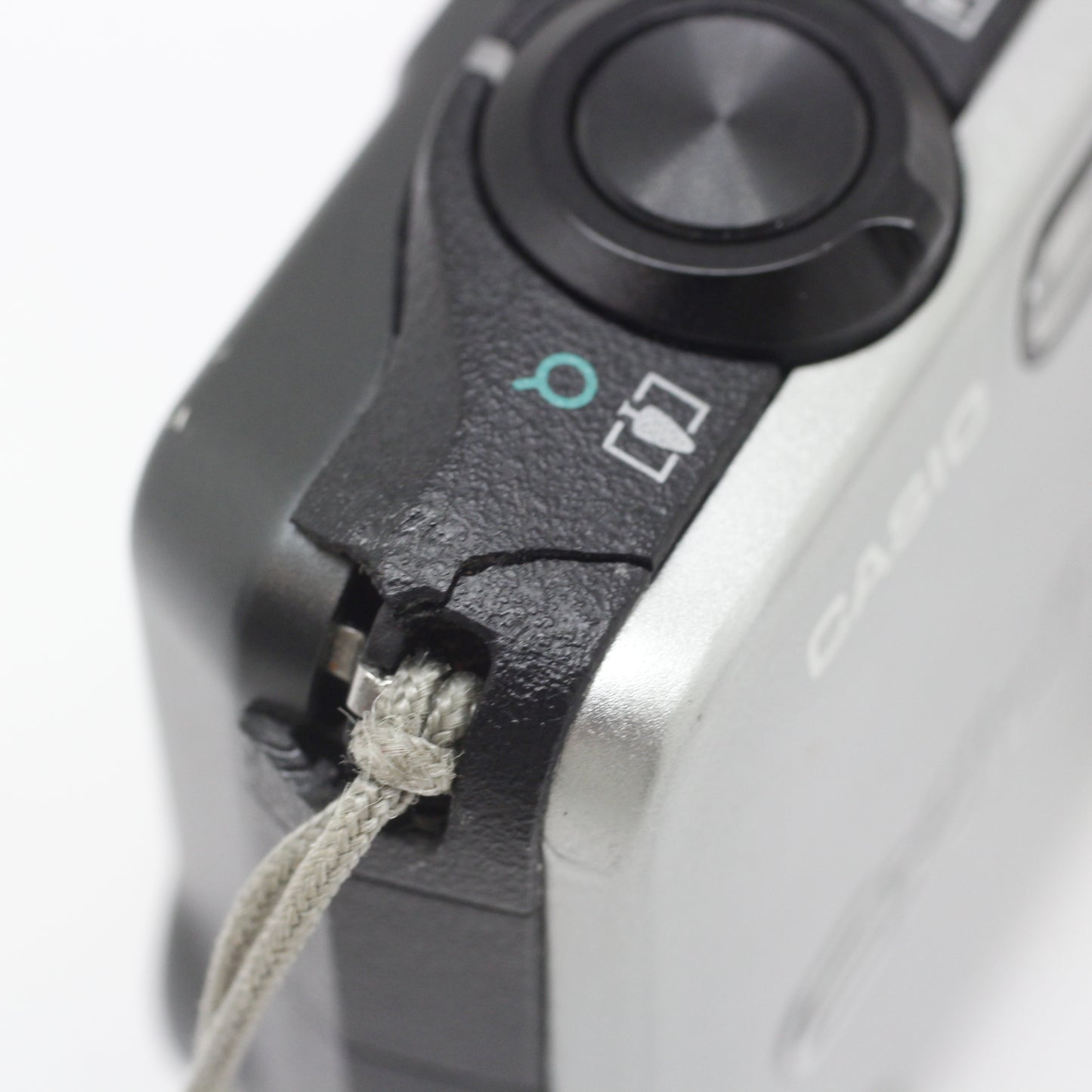 中古 CASIO EX-ZR10
