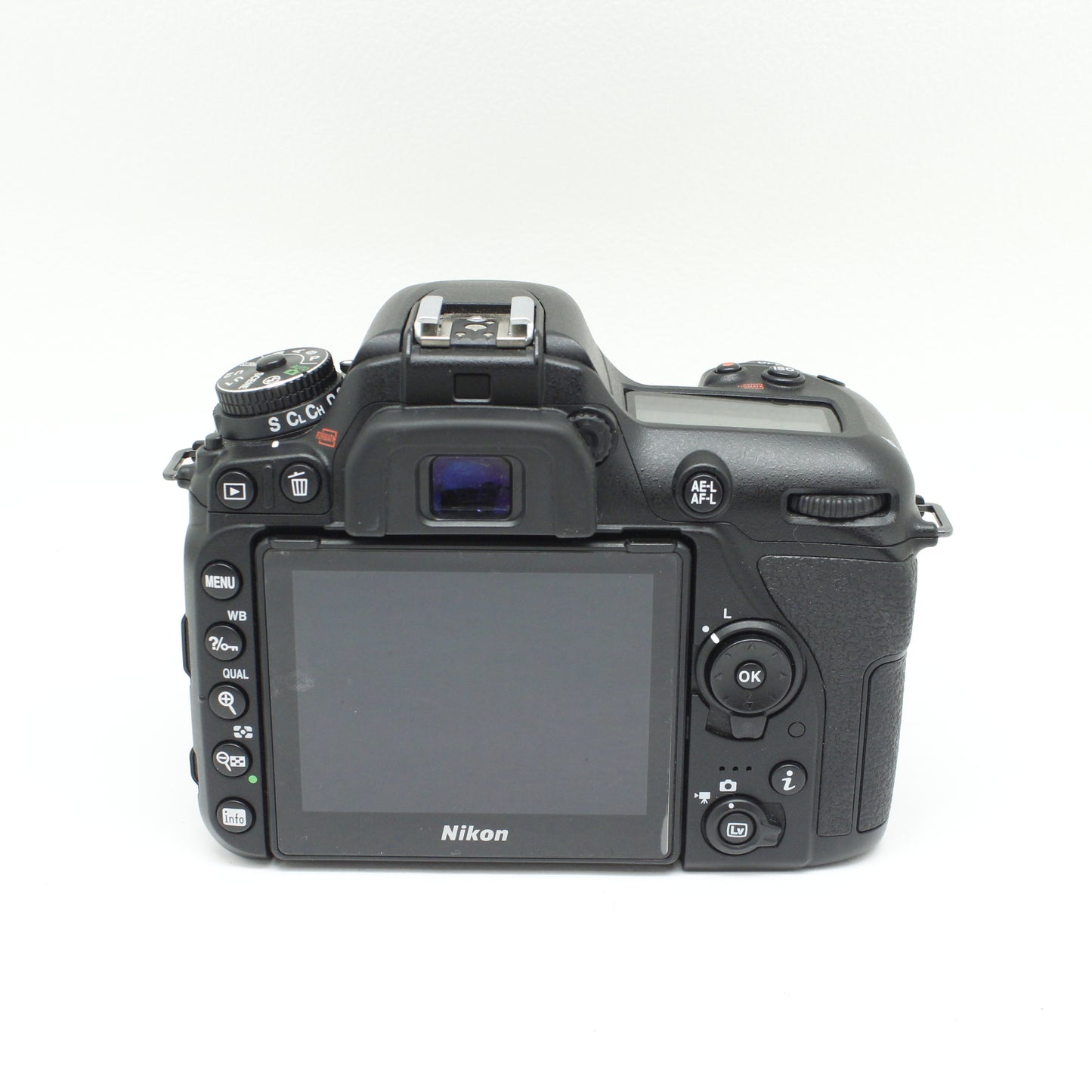 中古 Nikon D7500