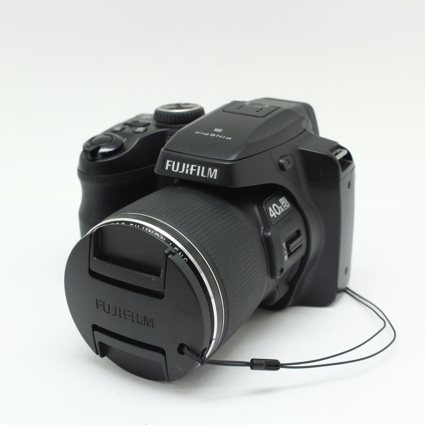 中古 FUJIFILM FinePix S8200