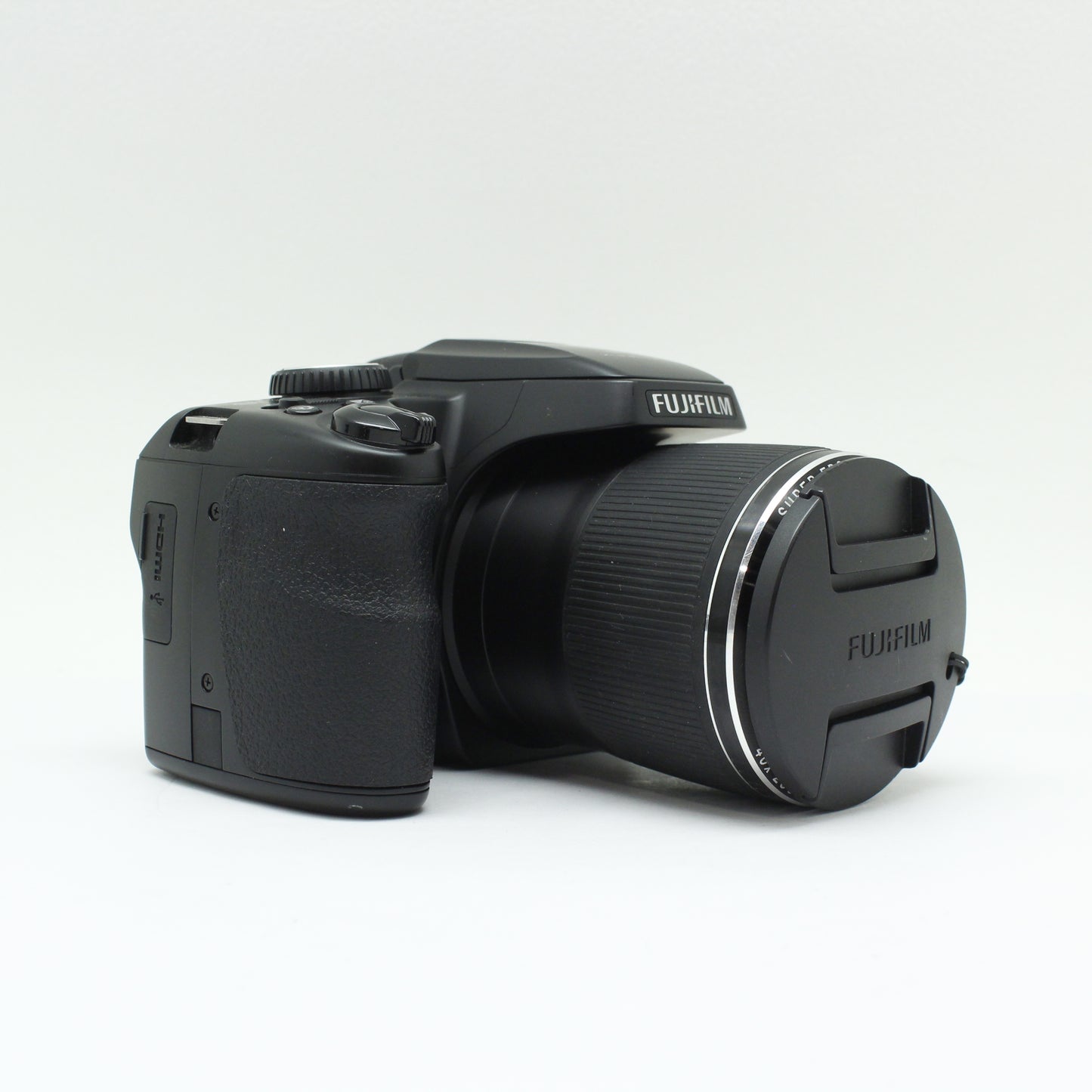 中古 FUJIFILM FinePix S8200