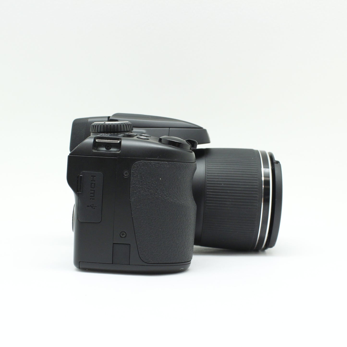 中古 FUJIFILM FinePix S8200