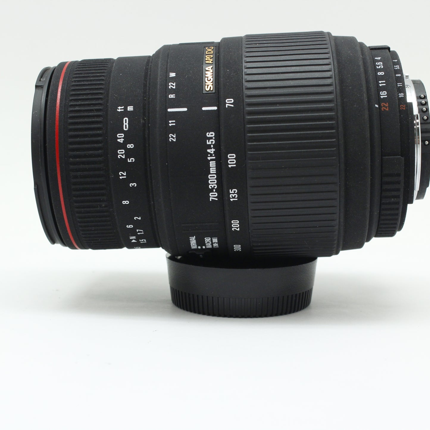 中古 SIGMA APO 70-300mm F4-5.6 DG MACRO (Nikon用)