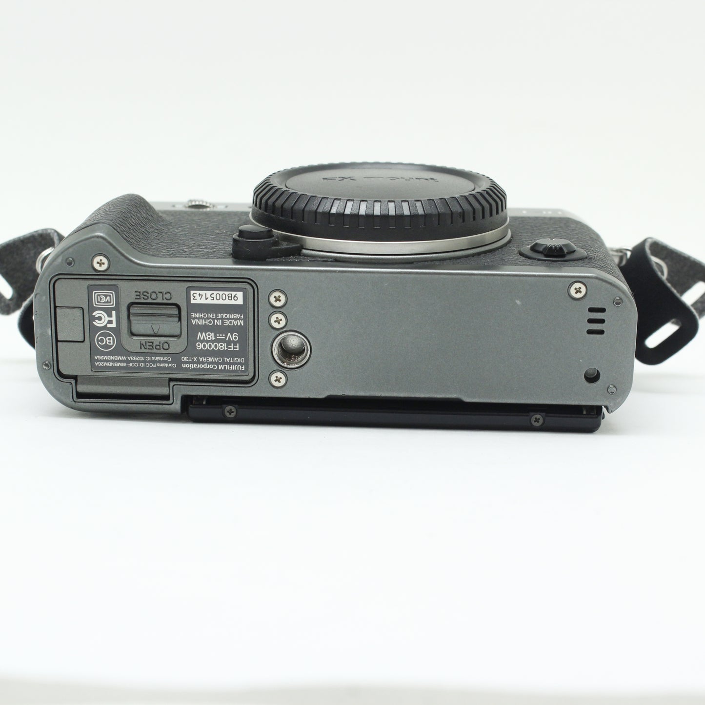 中古 FUJIFILM F-T30 チャコールシルバー　※予約商品