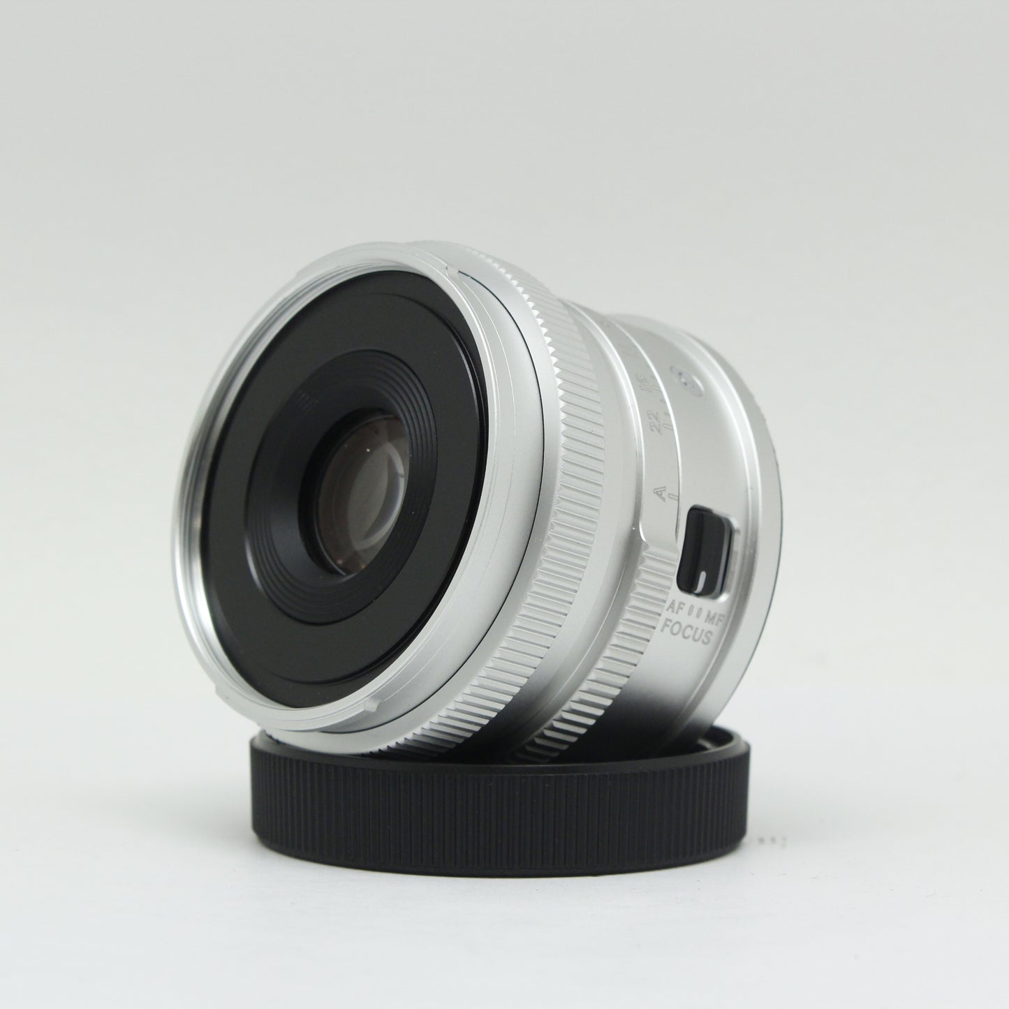 中古 SIGMA 45mm F2.8 DG Contemporary Lマウント シルバー【10月10日(土)YouTube生配信でご紹介】