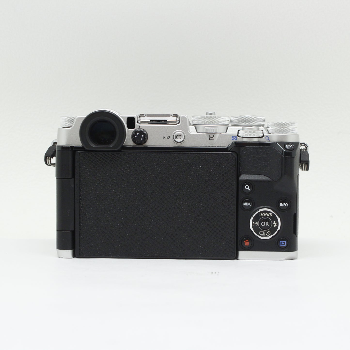 中古 OLYMPUS PEN-F シルバー ボディ【10月10日(土)YouTube生配信でご紹介】