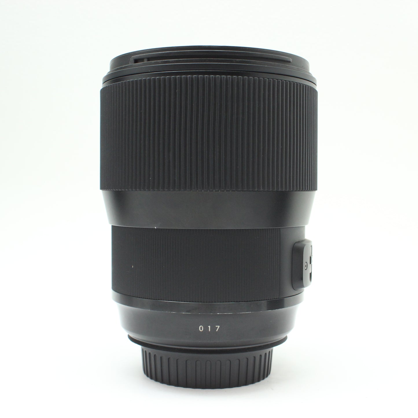 中古 SIGMA 135mm F1.8 DG Art (EF)