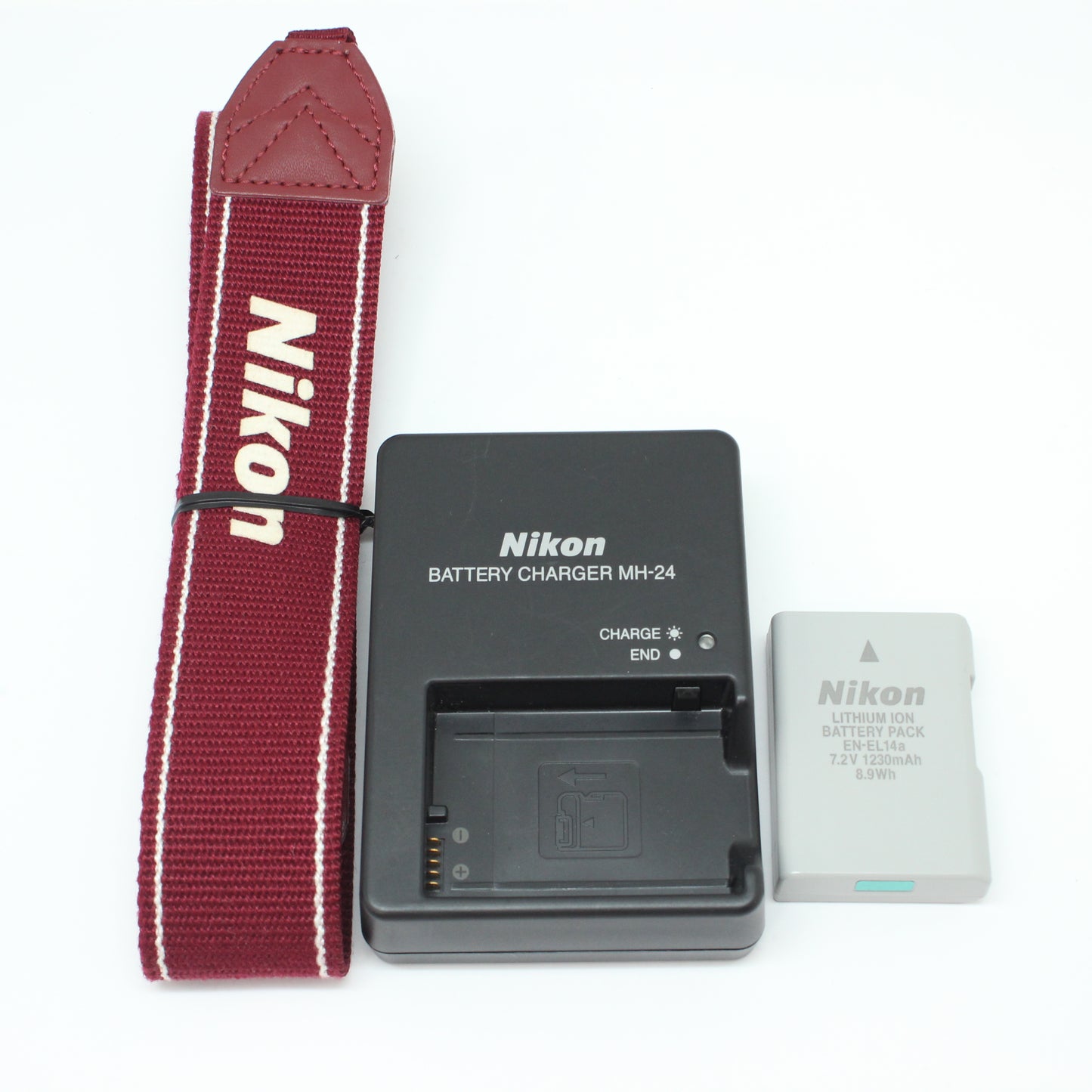 中古 Nikon D5500 レッド