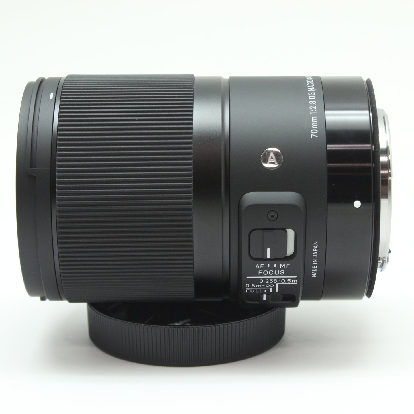 中古 SIGMA 70mm F2.8 DG MACRO(EF用）【10月24日(土)YouTube生配信でご紹介】