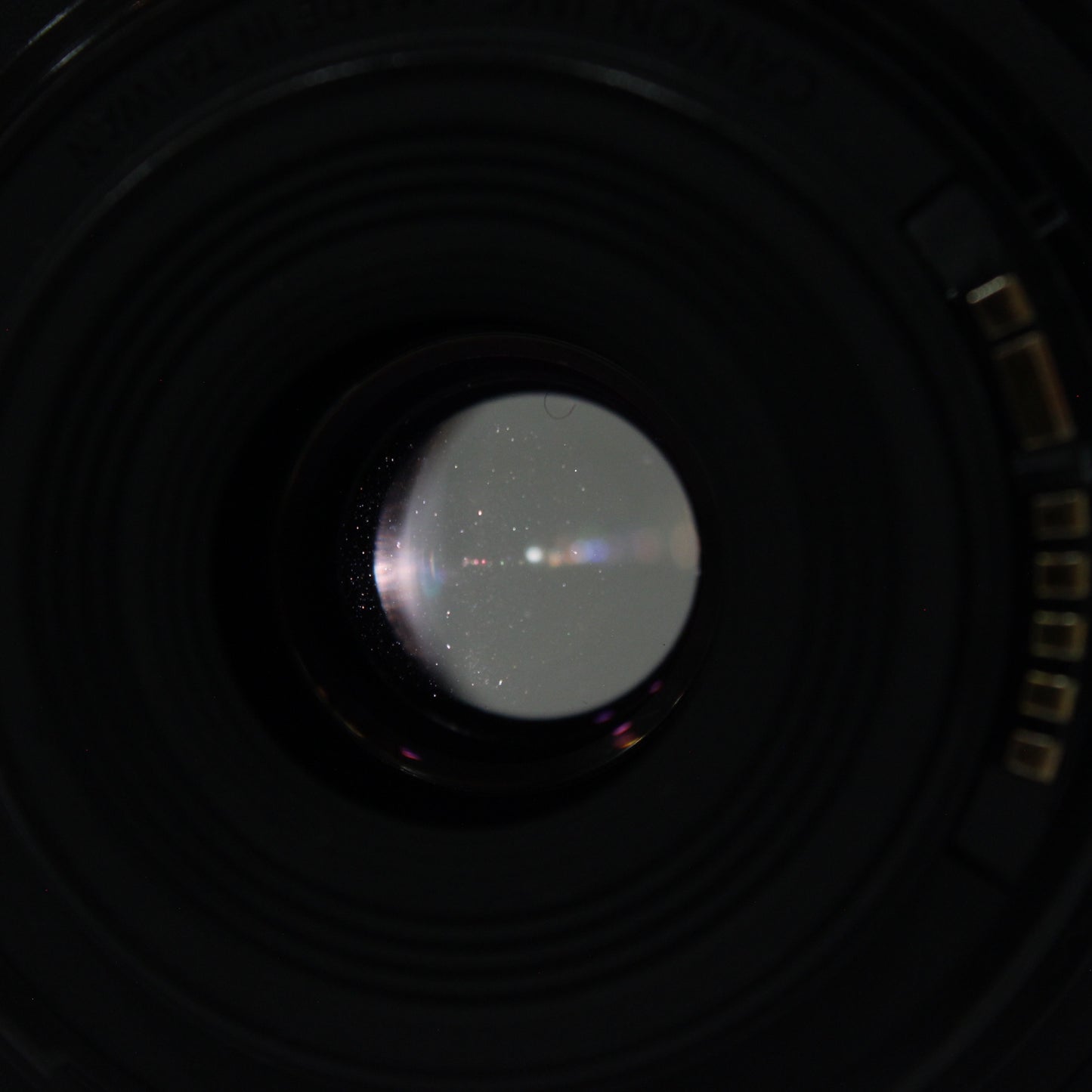 中古 Canon 18-55mm F3.5-5.6 IS Ⅱ