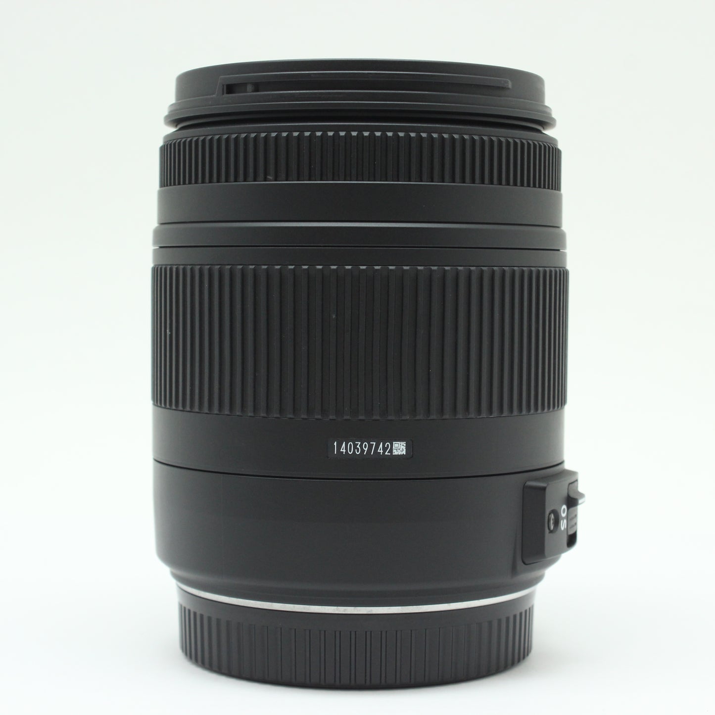 中古 SIGMA 18-250mm F3.5-6.3 DC OS HSM EF用