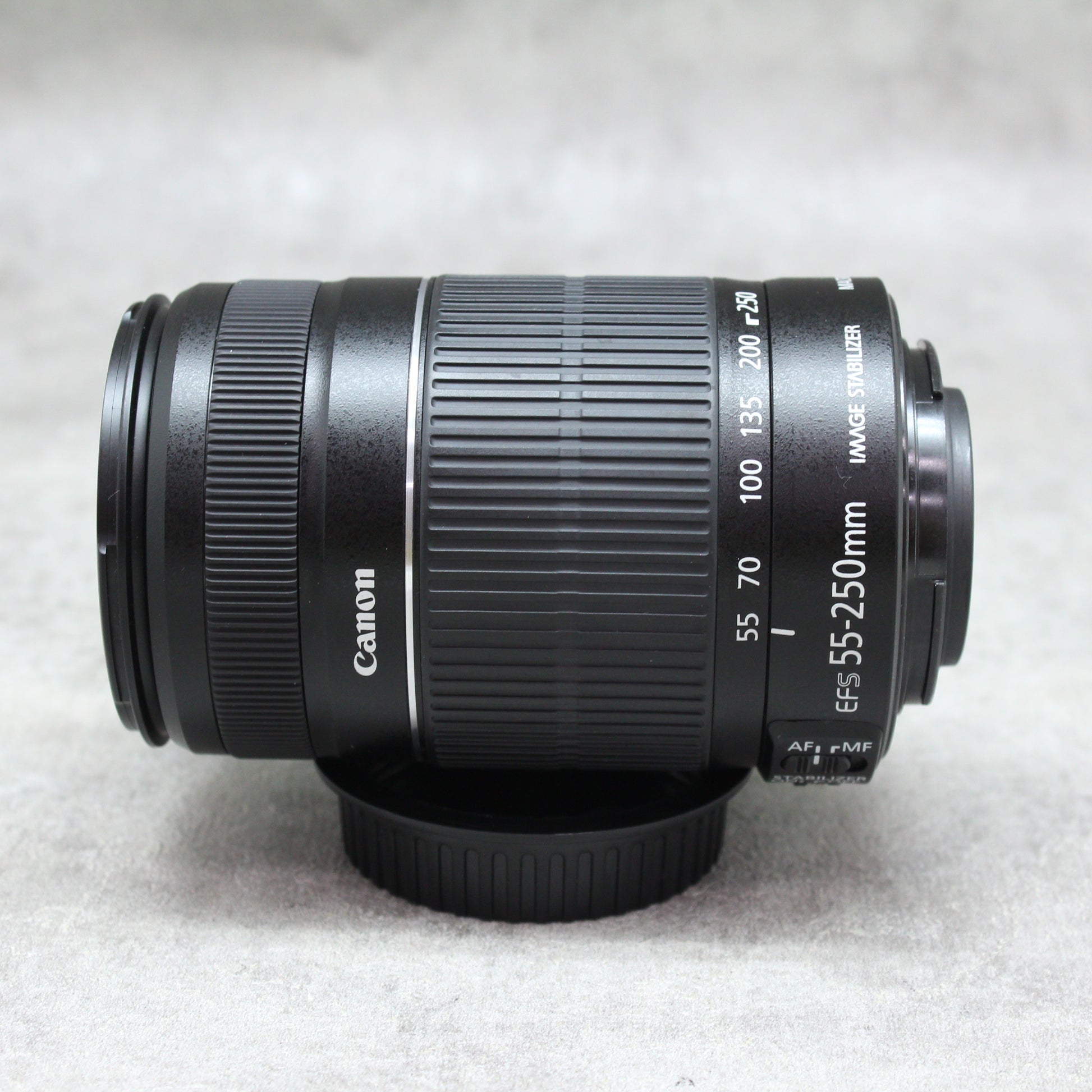 当社の Canon EF-S 55-250mm F4-5.6 IS カビあり！ レンズ(ズーム 