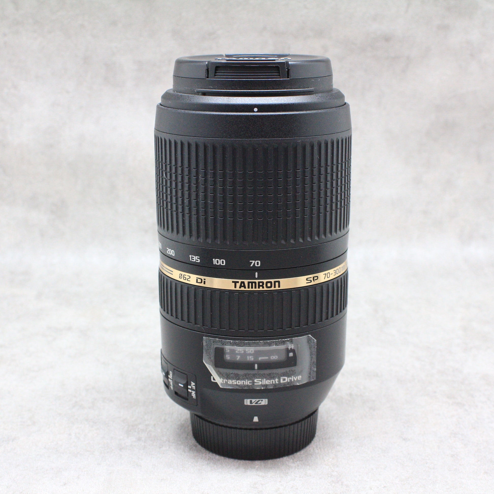 中古品TAMRON 70-300mm F4-5.6 Di VC USD 〈Nikon用〉【10月28日(
