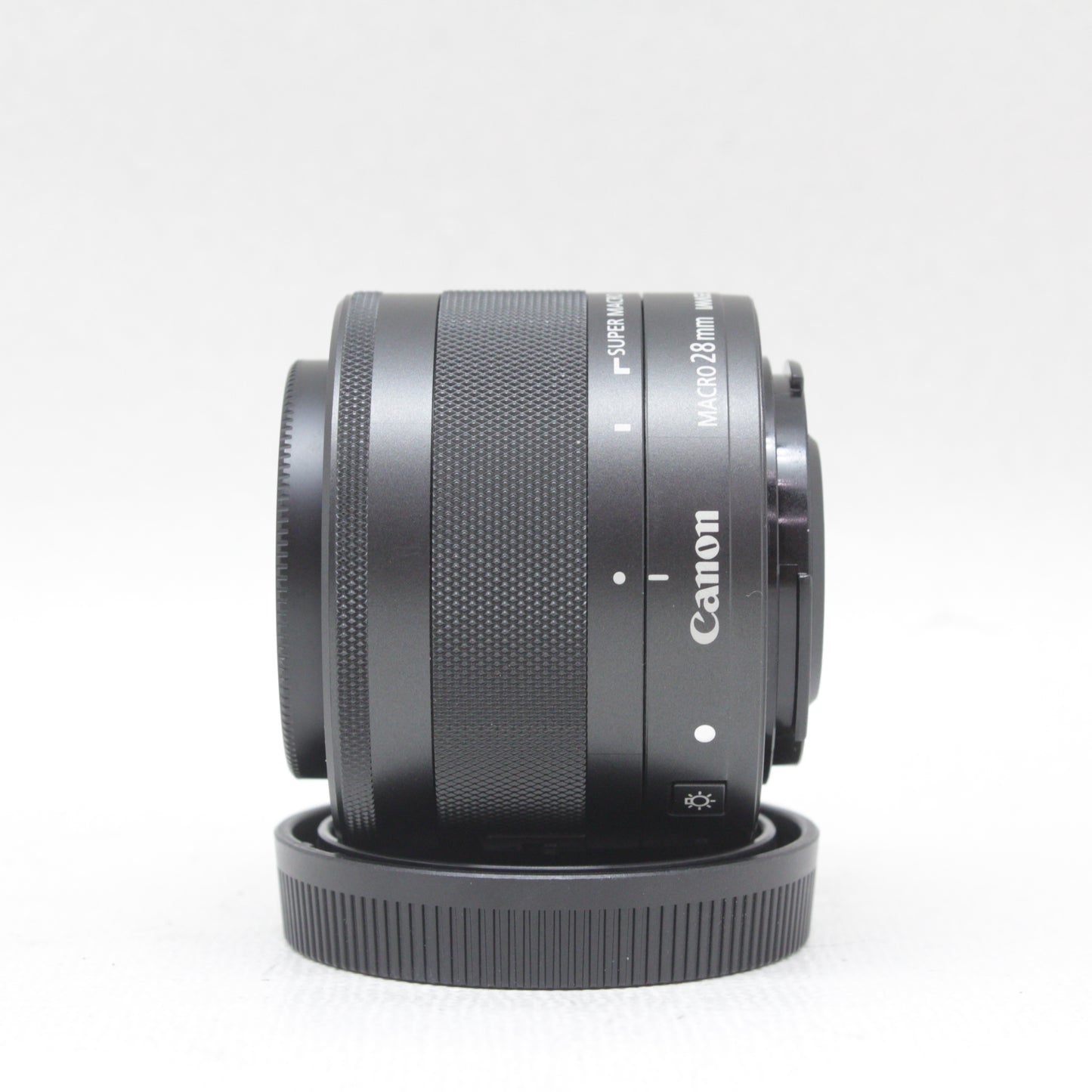 中古品 Canon EF-M 28mm F3.5 MACRO  IS STM