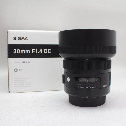 中古品  SIGMA 30mm F1.4 DC Art (PENTAX用) 【11月12日(火)Youtube生配信でご紹介】