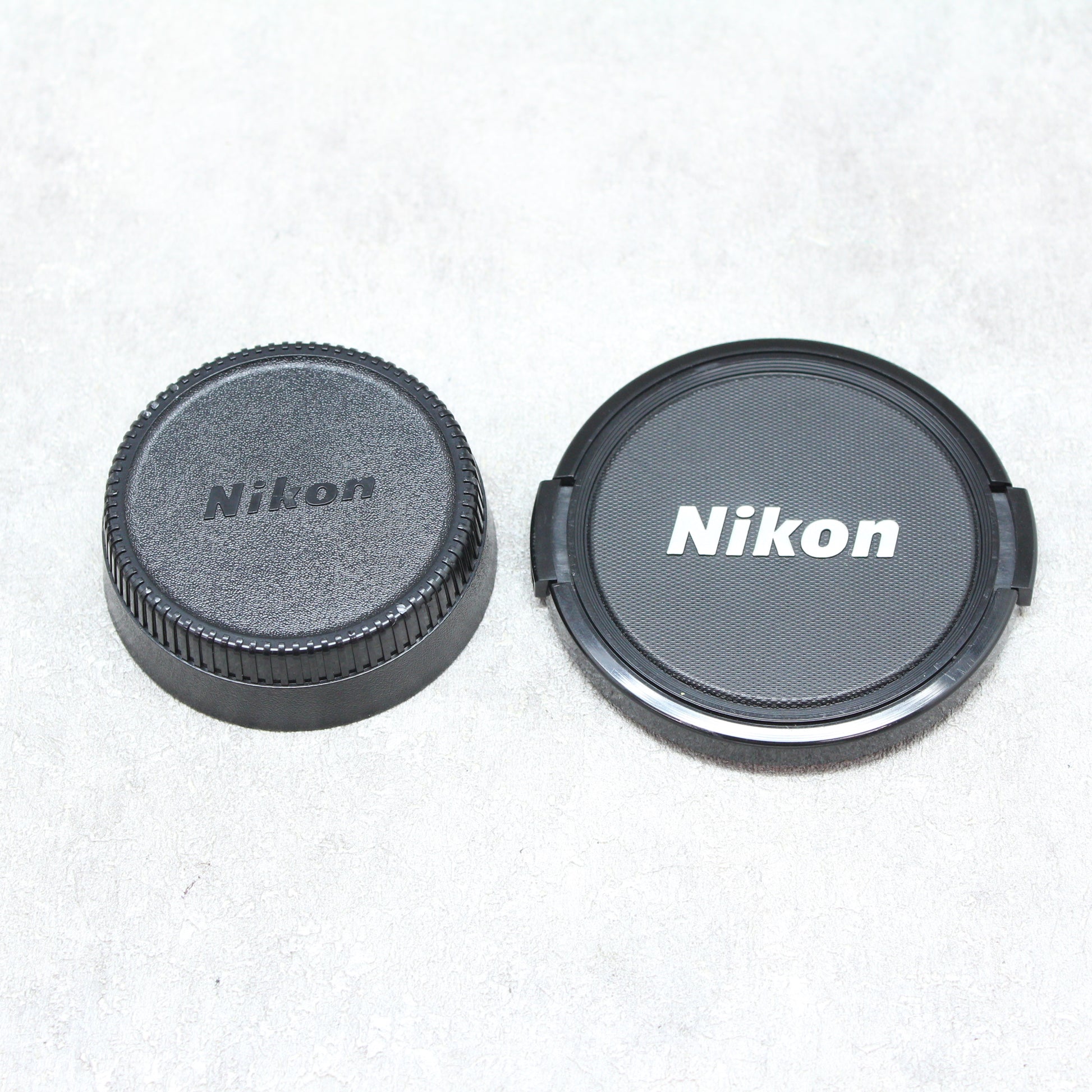 中古品 Nikon AF MICRO NIKKOR 55mm F2.8 No.238152 – サトカメ