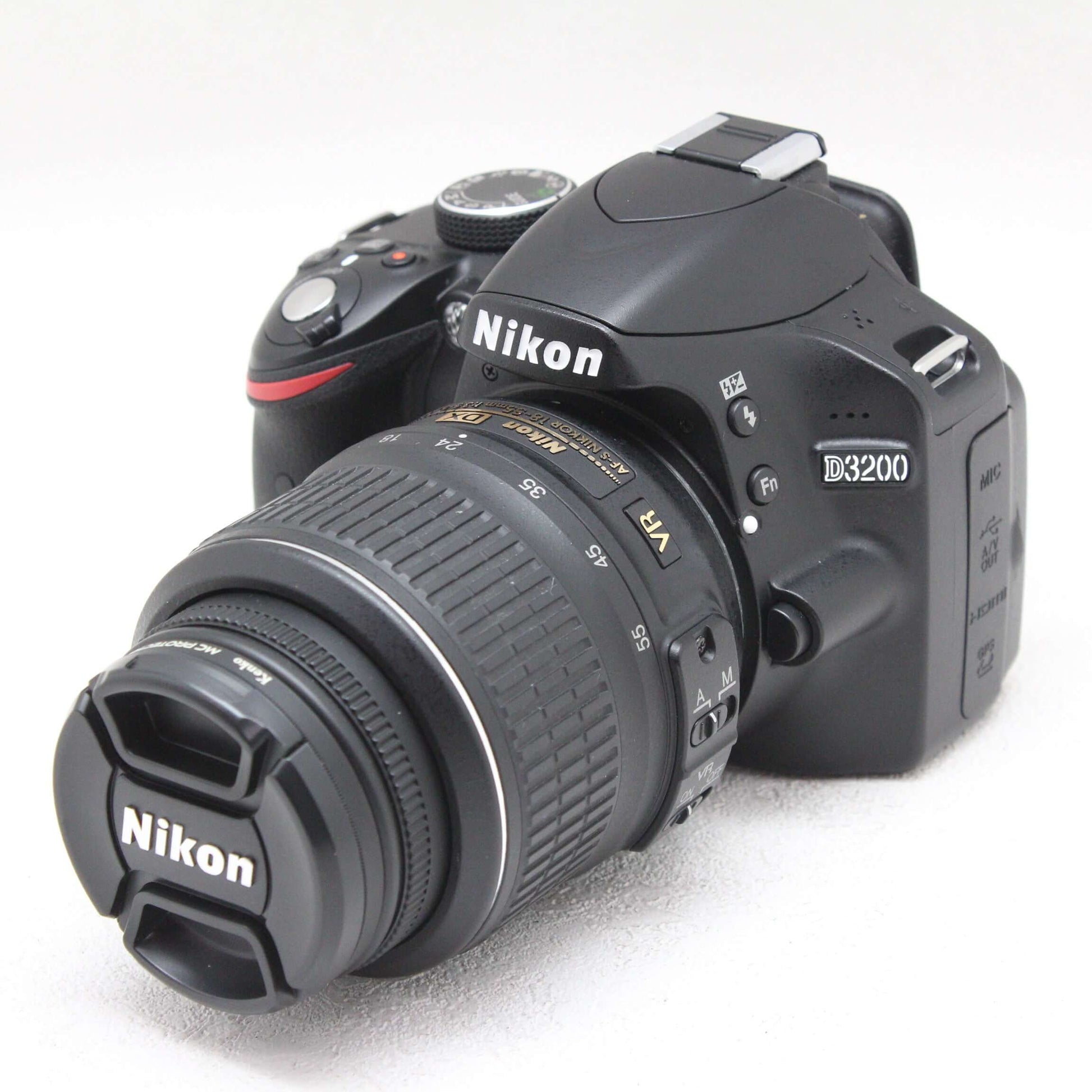 ニコン Nikon d3200 単焦点\u0026ズームレンズセットいくらまで可能でしょうか