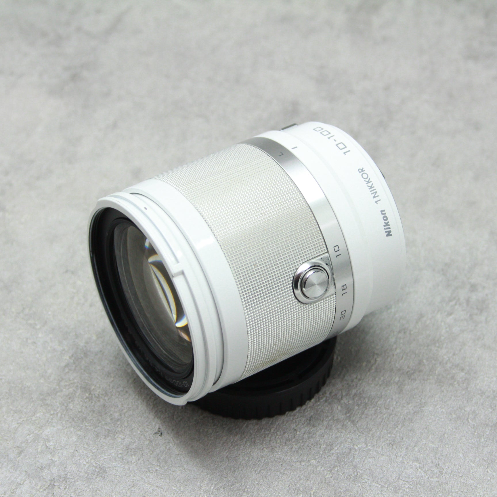 中古品 Nikon 1 NIKKOR VR 10-100mm f/4-5.6 [ホワイト] 【5月9日(