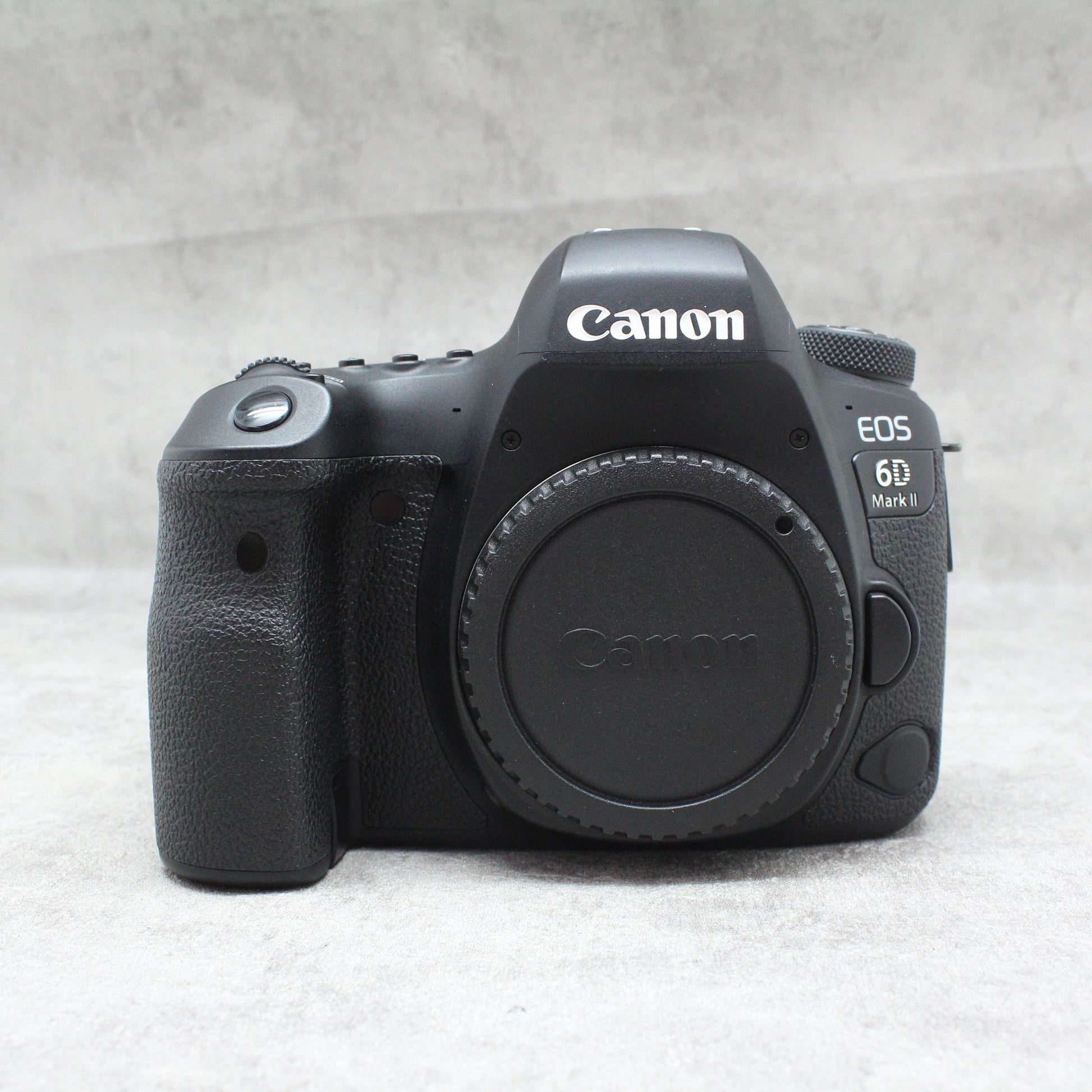 中古品 EOS 6D Mark II EF24-70 F4L IS USM レンズキット 【9月23日(土) youtube生配信でご紹介】