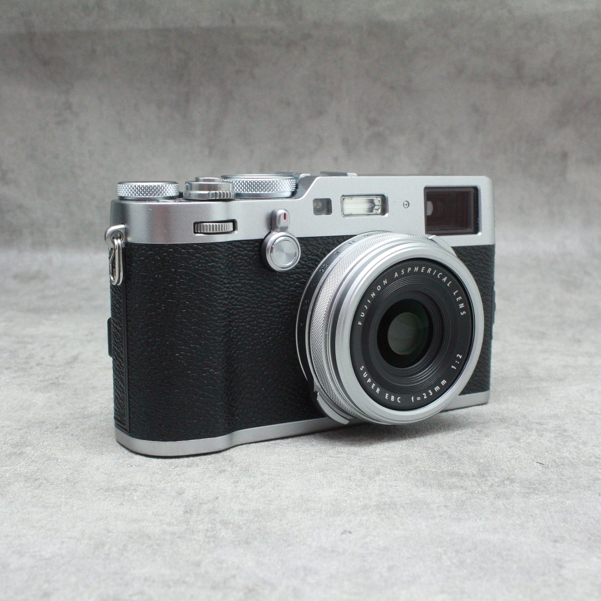 中古品 FUJIFILM (フジフイルム) X100F シルバー 【9月23日(土