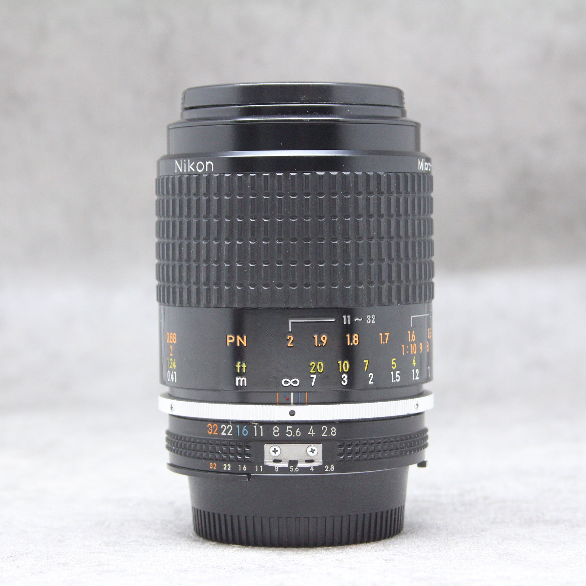 中古品 Nikon Ai-s Micro-NIKKOR 105mm F2.8 【5月23日(火)の