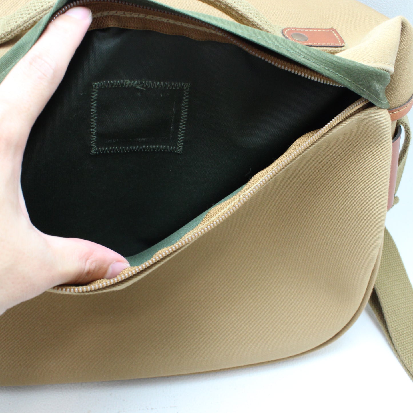 中古 Billingham Hadley pro 旧型 カメラバッグ カーキ×タン